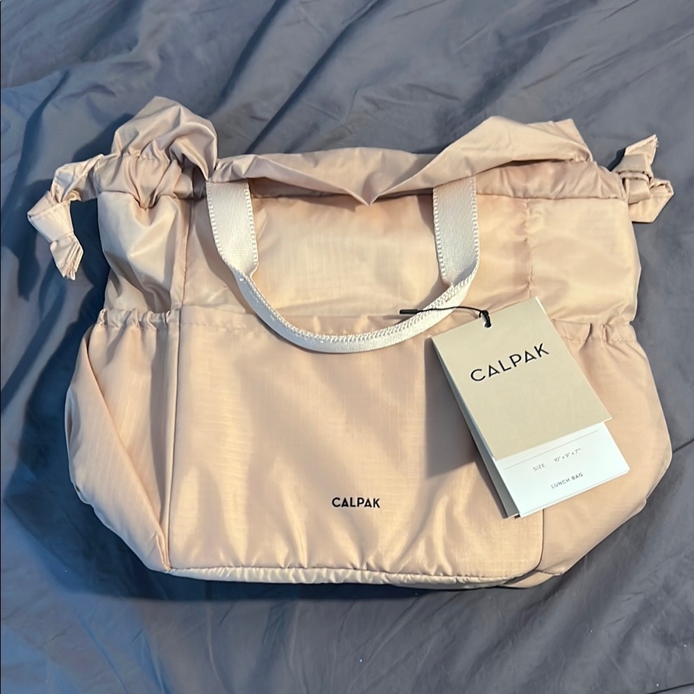 NWT Calpak Insulated Lunch Bag Mauve